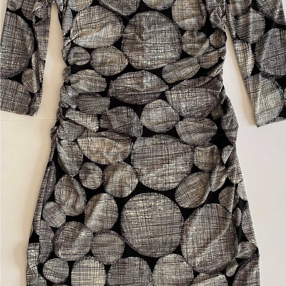 Kamala Kulture Body Fitting Dress - Picture 2 of 7